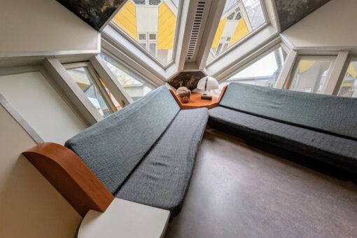 Podłogi winylowe LVT i SPC: wybór, montaż, podkład i koszty w polskim mieszkaniu